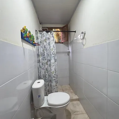 Casa Aventureros Isla Grande Colombia Cartagena