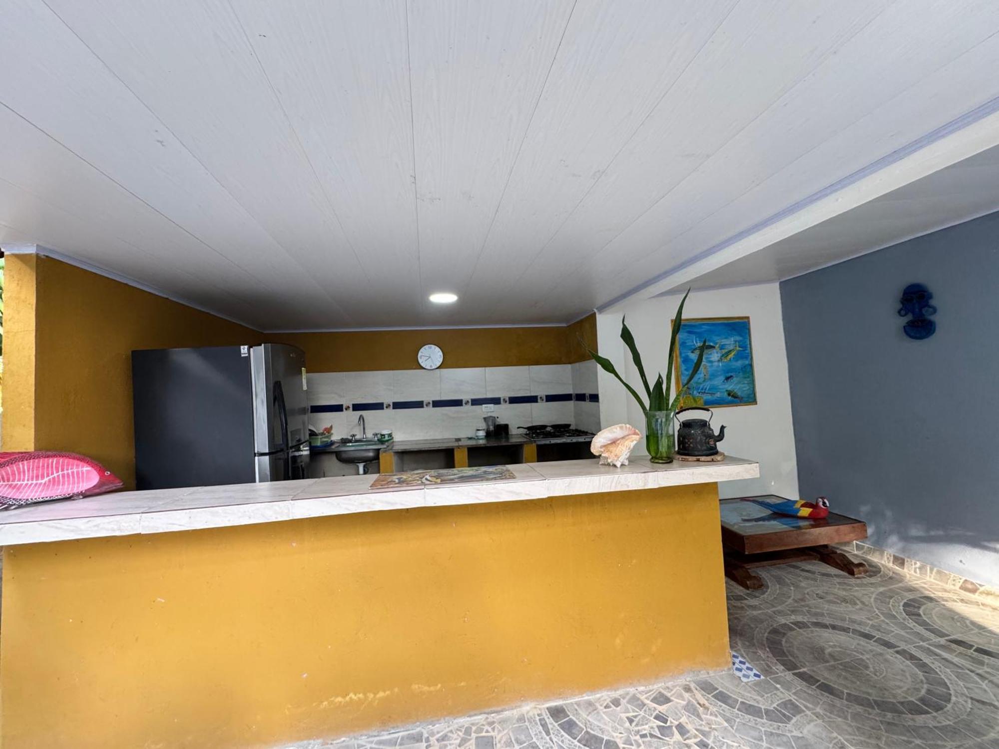 Casa Aventureros Isla Grande Colombia * Cartagena